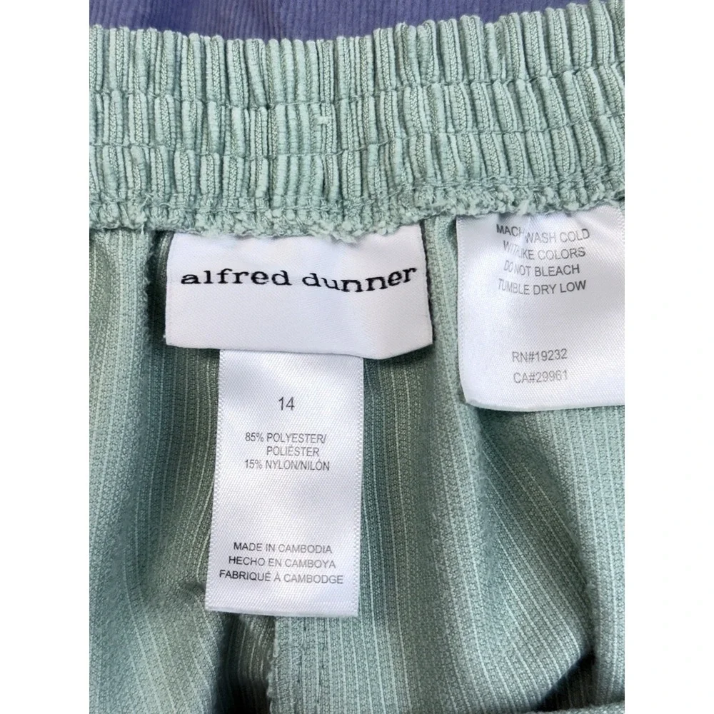 Alfred Dunner Corduroy‎ Pants Women's 14 Green Classic Pull On Stretch Pockets